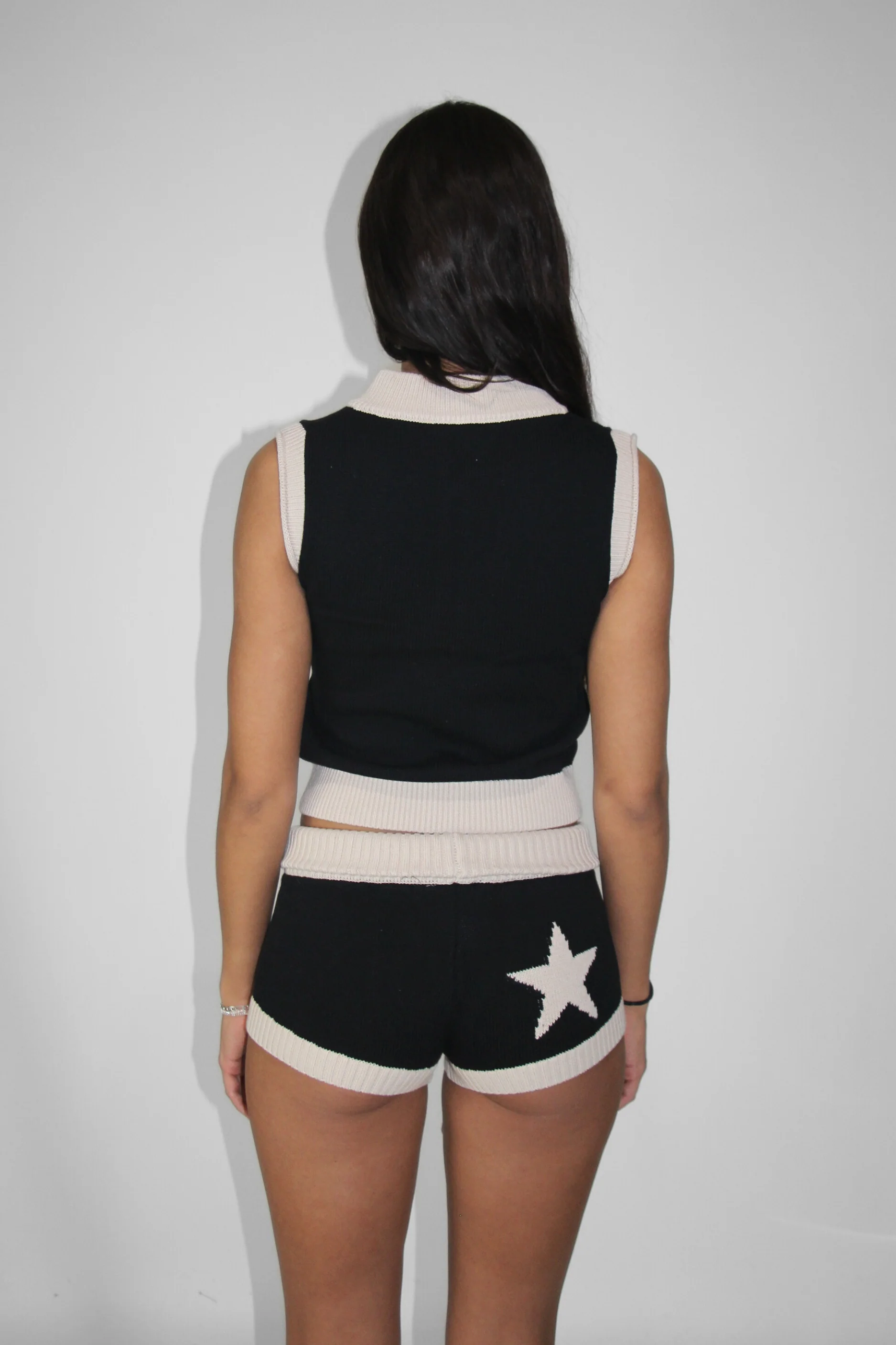 Knit Double Zip Vest in Black/Cream - Image 3
