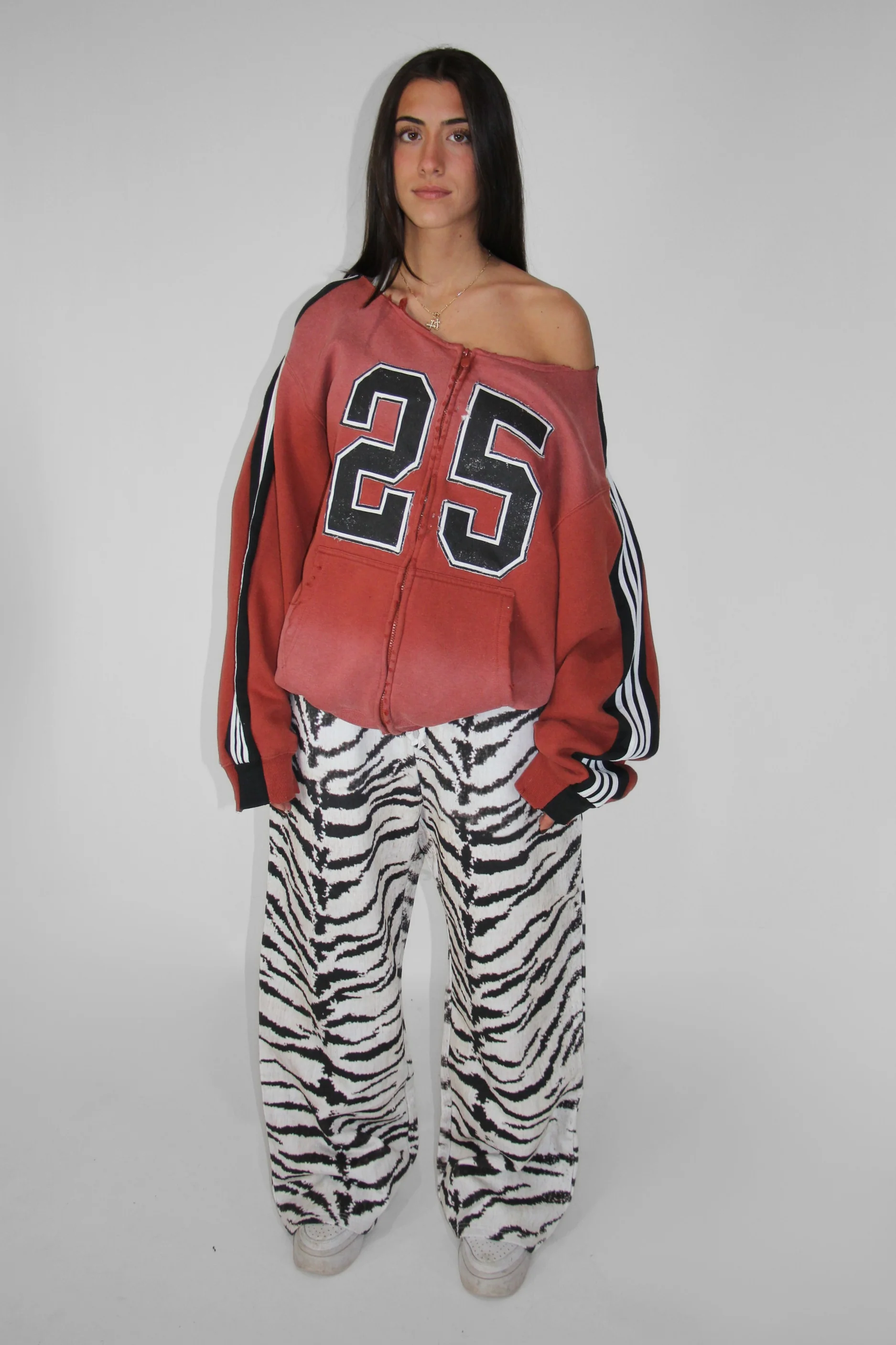 ZIP UP #25